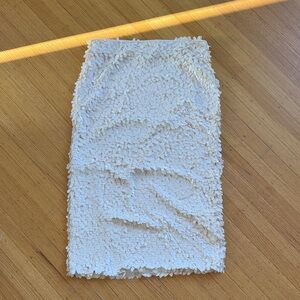 Elegant Cream sequined pencil skirt